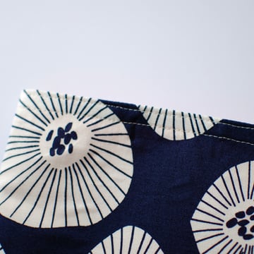 the red thread envelope clutch Step 8a