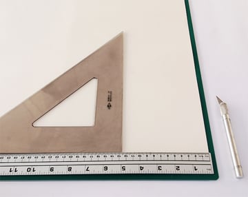 Cut the 3 sheets of drawing paper into 127x1524cm long-grain pages