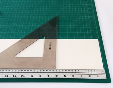 Cut the strips into 1524cm sheets