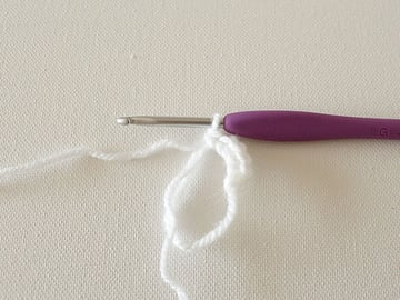 wink-crochet-christmas-ornaments-step2