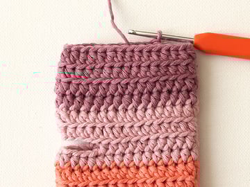 wink-pastel-wrist-warmers-step12