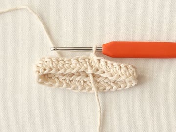 wink-pastel-wrist-warmers-step3