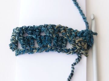 wink-crochet-pair-legwarmers-step4