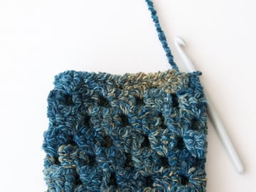 wink-crochet-pair-legwarmers-step6