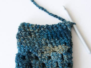 wink-crochet-pair-legwarmers-step7