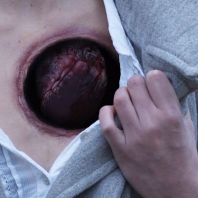 Create an Exposed Beating Heart Effect