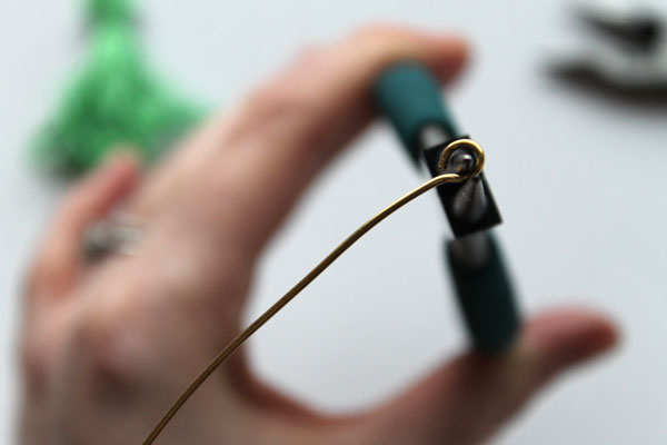 Tassel-necklace-Step10