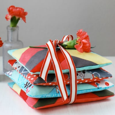 Make Gorgeous Lavender and Rose Sachets for Mother's Day