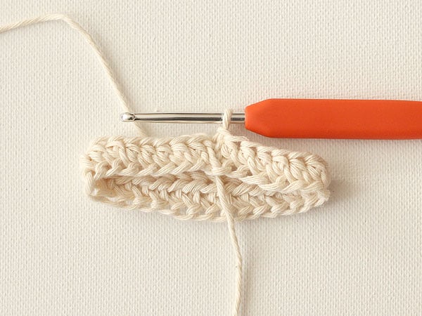 wink-pastel-wrist-warmers-step3