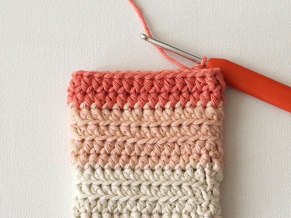 wink-pastel-wrist-warmers-step7