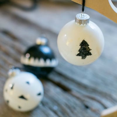 How to Make Stylish Black and White Glass Christmas Baubles