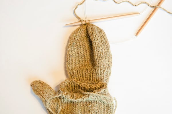 knitting_mittens_fingers_decreases