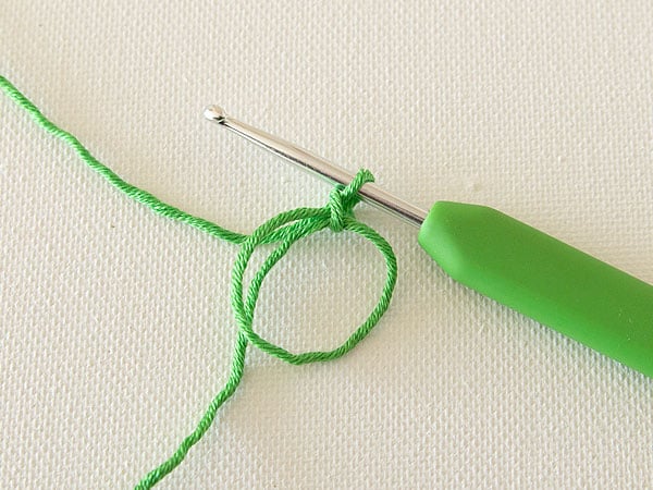 wink-crochet-lap-blanket-square-step1