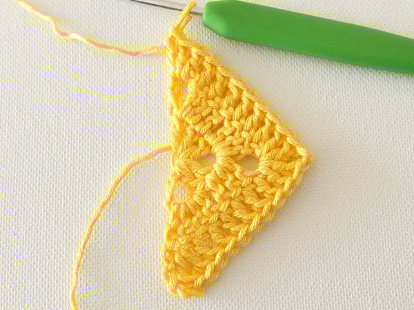 wink-crochet-lap-blanket-triangle-step4