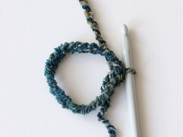 wink-crochet-pair-legwarmers-step2