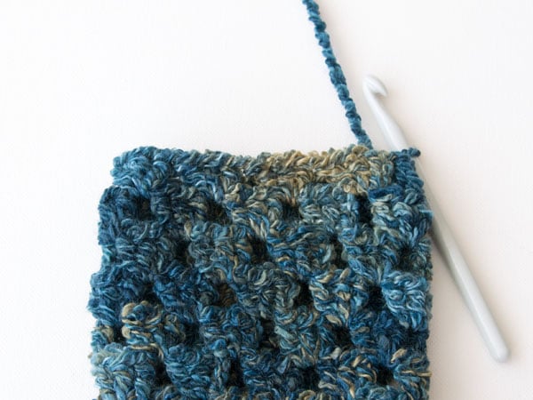 wink-crochet-pair-legwarmers-step6