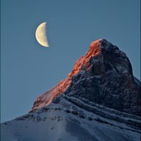 The Basics of Better Moon Photography