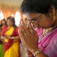 The Comprehensive Guide to Shooting Photo Stories & Essays