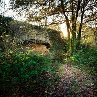 Resolution Stitching for Super-High-Res Photos