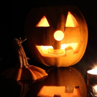 How to Make Fantastically Fun Jack 'O Lantern Photos