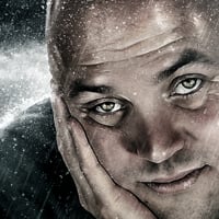 How to Turn Humdrum Photos Into Cinematic Portraits