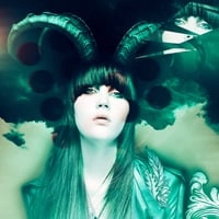 Cómo crear un póster de moda de una princesa mimada